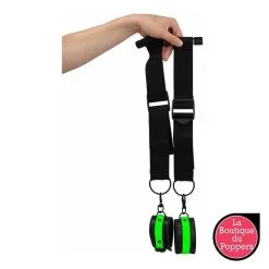 LBP - LRP Associes Kit De Menottes Phosphorescentes Pour Porte Glow -Poppers Soldes 2023 kit de menottes phosphorescentes pour porte glow 1