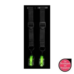 LBP - LRP Associes Kit De Menottes Phosphorescentes Pour Porte Glow -Poppers Soldes 2023 kit de menottes phosphorescentes pour porte glow 2